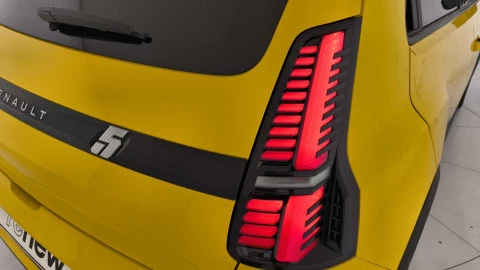 Renault 5 E-Tech   electrico   Techno autonomia confort 110 kW