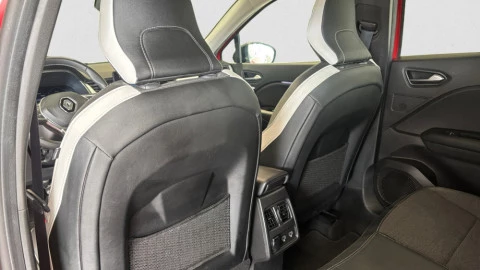 Renault Captur Fast Track