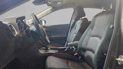 Mazda3 2.0 GE 120 MT Luxury
