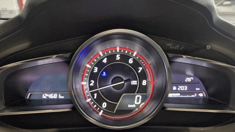 Mazda3 2.0 GE 120 MT Luxury