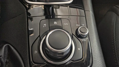 Mazda3 2.0 GE 120 MT Luxury