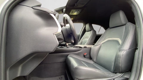 Lexus UX 2.0 250h Business