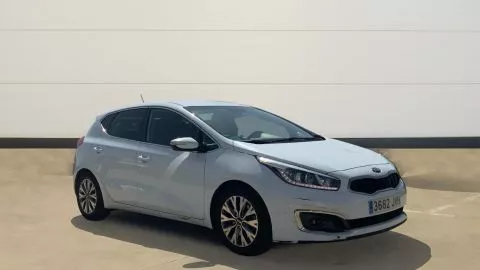 Kia Cee'd 1.0 T-GDi 100CV UEFA Euro2016 Eco-Dynam Kia Cee'd 1.0 T-GDi 100CV UEFA Euro2016 Eco-Dynam