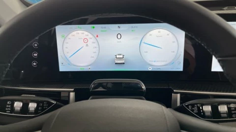 EBRO S700 1.5 TGDI PHEV Luxury E-CVT