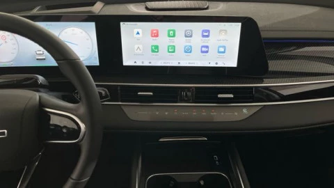 EBRO S700 1.5 TGDI PHEV Luxury E-CVT