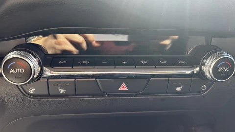 Mazda3 2.5L E-SKY G MHEV 103kW 6AT Centre-line