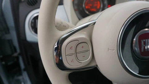 Fiat 500 Club 1.0 Hybrid 51KW (70 CV)
