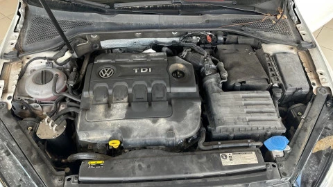 Volkswagen Golf Advance 1.6 TDI 110CV BMT