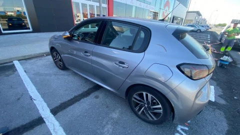 Peugeot 208 PureTech 73kW (100CV) EAT8 Allure