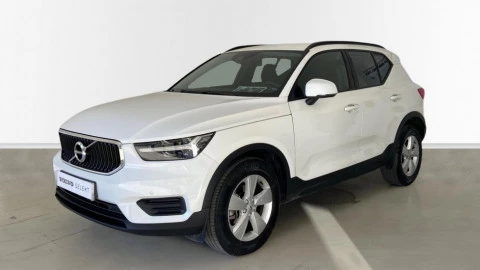 Volvo XC40 1.5 T2 Momentum Core Auto