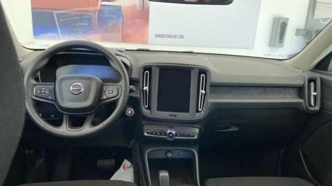 Volvo XC40 1.5 T2 Momentum Core Auto