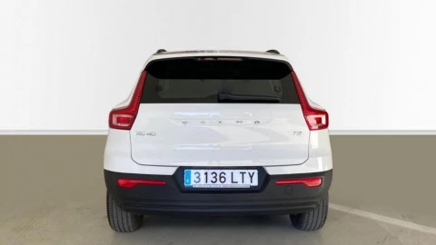 Volvo XC40 1.5 T2 Momentum Core Auto