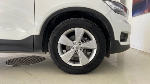 Volvo XC40 1.5 T2 Momentum Core Auto