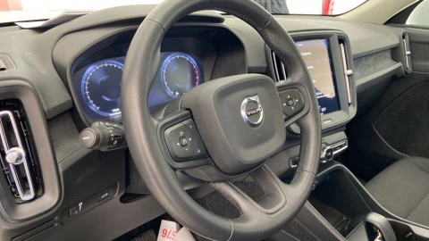 Volvo XC40 1.5 T2 Momentum Core Auto