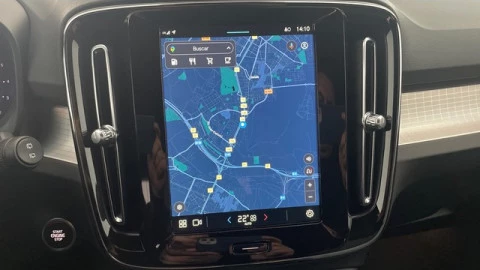 Volvo XC40 B3 G Core Auto 120 kW (163 CV)