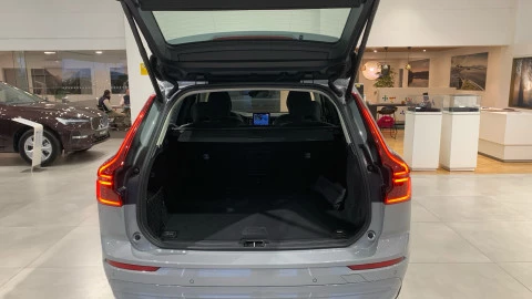 Volvo XC60 2.0 B5 G MHEV Core Auto AWD