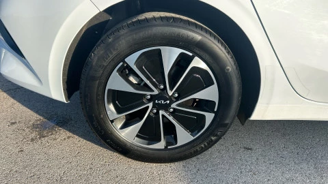 Kia Ceed 1.0 T-GDi 74kW (100CV) Drive