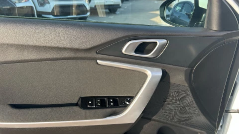 Kia Ceed 1.0 T-GDi 74kW (100CV) Drive