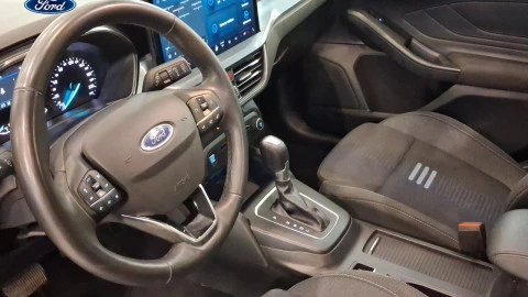 Ford Focus 1.0 Ecoboost MHEV 114kW Active Auto