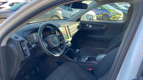 Volvo XC40 1.5 T2 Momentum Core