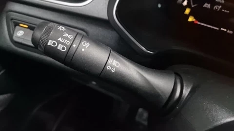 Renault Captur techno Eco-G 100cv (74 kW)