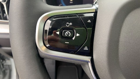 Volvo V60 2.0 B4 (D) Plus Dark Auto