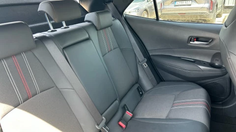 Toyota Corolla 2.0 180H GR-SPORT E-CVT