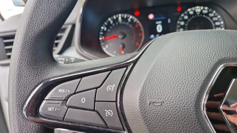 Renault Clio Life SCe 49 kW (67CV)