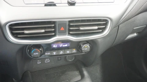Nissan Juke DIG-T 84 kW (114 CV) 6M/T N-Connecta