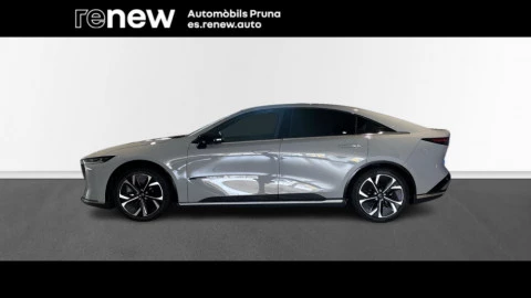 Mazda 6e 180 kW EV Takumi Long Range