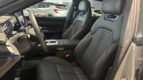 Mazda 6e 180 kW EV Takumi Long Range