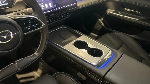 Mazda 6e 180 kW EV Takumi Long Range