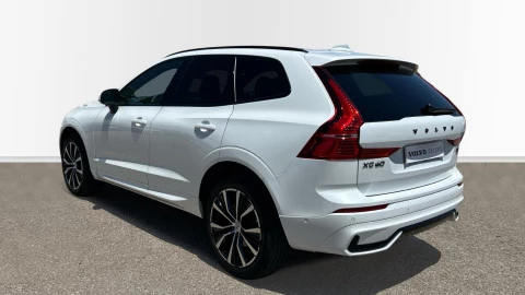 Volvo XC60 2.0 B5 G AWD Plus Dark Auto