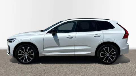 Volvo XC60 2.0 B5 G AWD Plus Dark Auto