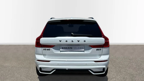 Volvo XC60 2.0 B5 G AWD Plus Dark Auto
