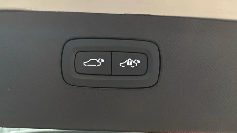 Volvo XC90 T8 Plus Dark Recharge AWD Auto 335 kW (455 CV)