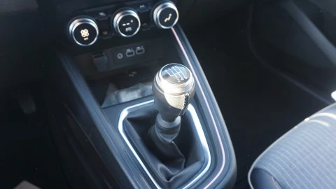 Renault Clio Techno TCe 90 (67kw)