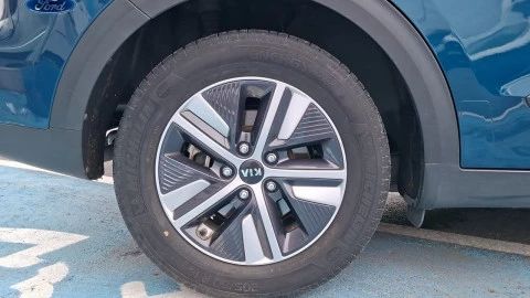 Kia Niro 1.6 GDi HEV 104kW (141CV) Drive