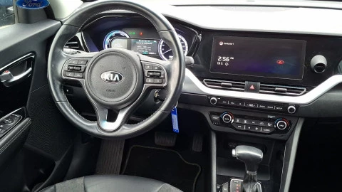 Kia Niro 1.6 GDi HEV 104kW (141CV) Drive