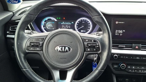 Kia Niro 1.6 GDi HEV 104kW (141CV) Drive