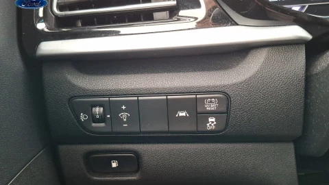 Kia Niro 1.6 GDi HEV 104kW (141CV) Drive