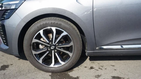 Renault Clio Techno TCe 90 (67kw)