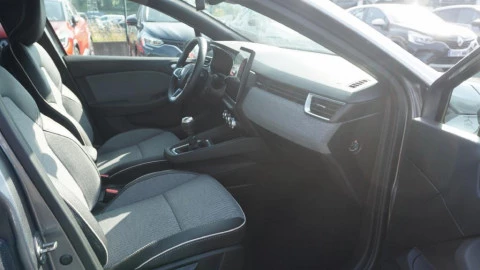 Renault Clio Techno TCe 90 (67kw)