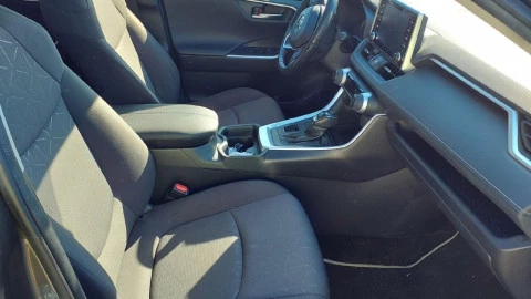 Toyota Rav4 2.5l 220H Advance