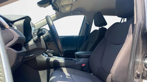 Toyota Rav4 2.5l 220H Advance