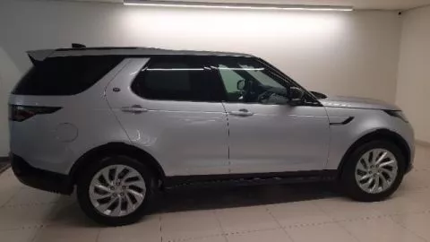 Land Rover Discovery 3.0D I6 249 PS R-Dynamic S AWD Auto Land Rover Discovery 3.0D I6 249 PS R-Dynamic S AWD Auto