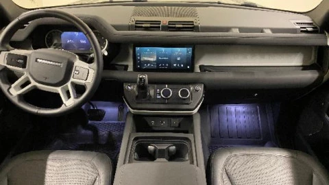 Land Rover Defender 2.0 Si4 404 S 110 Auto 4WD PHEV