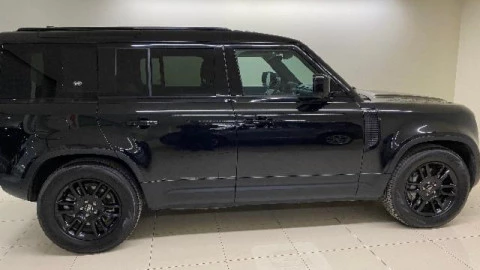 Land Rover Defender 2.0 Si4 404 S 110 Auto 4WD PHEV