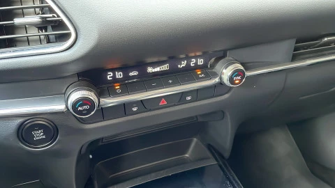 Mazda CX-30  2.0 Skyactiv-X Zenith 2WD 137
