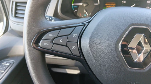 Renault Trafic E-Tech Furgón L2 H1 batería 52kW